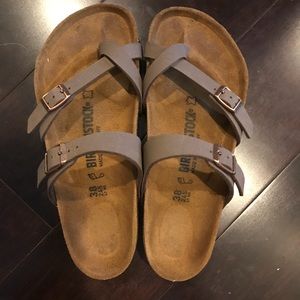 Birkenstocks mayari